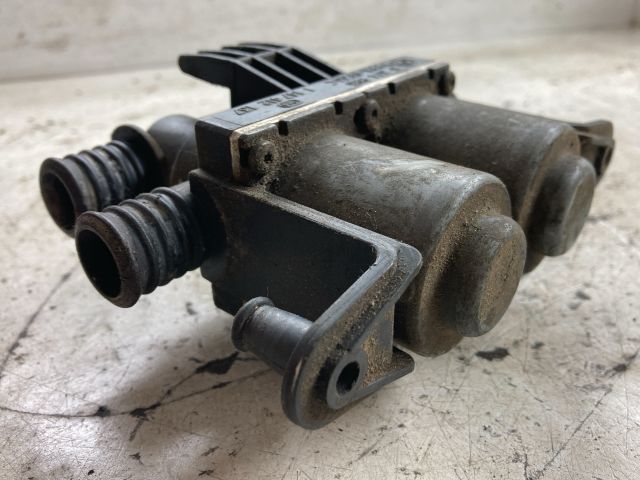 bontott BMW 7 Fűtéscsap