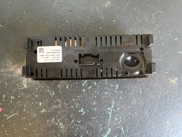 bontott BMW 7 Fűtéskapcsoló (digit klímás)