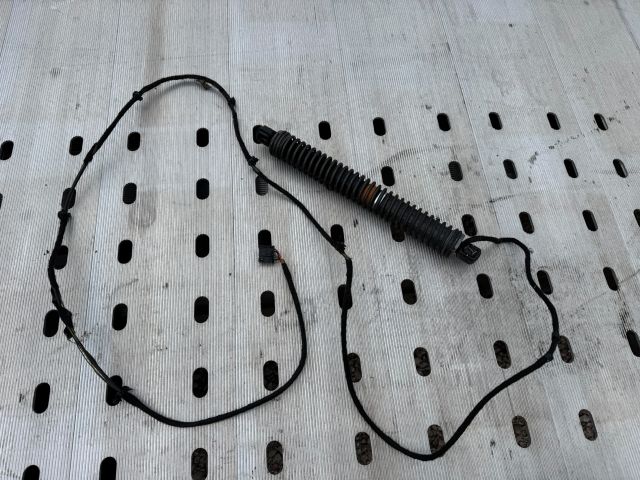 bontott BMW 7 Gázrugós Kitámasztó Teleszkóp Csomagtérajtó Bal