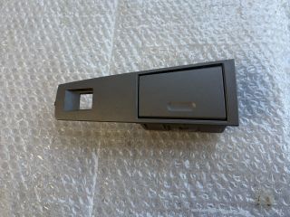 bontott BMW 7 Hátsó Hamutartó