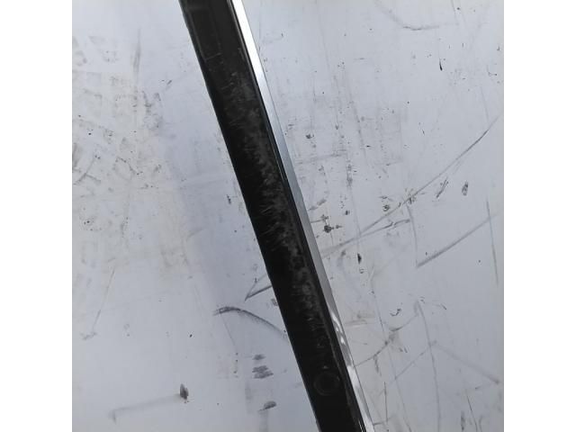 bontott BMW 7 Hátsó Lökhárító Díszléc