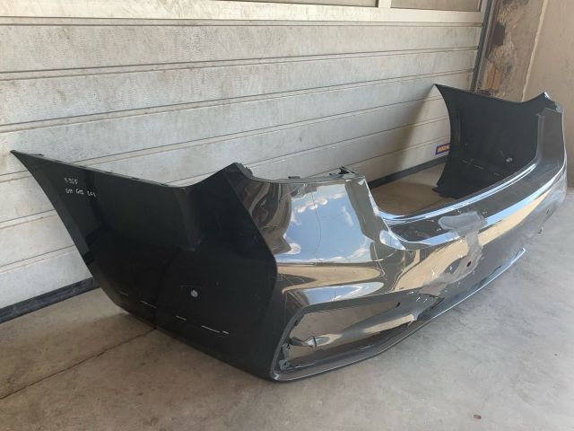 bontott BMW 7 Hátsó Lökhárító (Üresen)