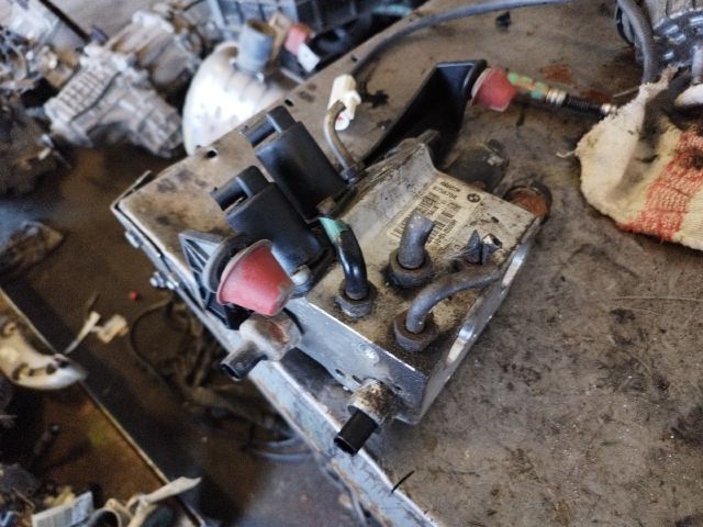 bontott BMW 7 Hidraulika Szivattyú