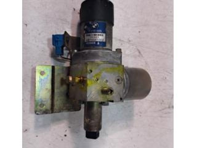 bontott BMW 7 Hidraulika Szivattyú