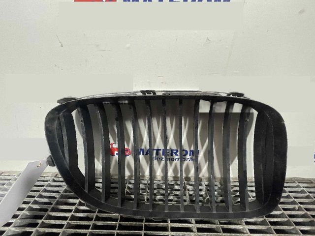 bontott BMW 7 Hűtőrács