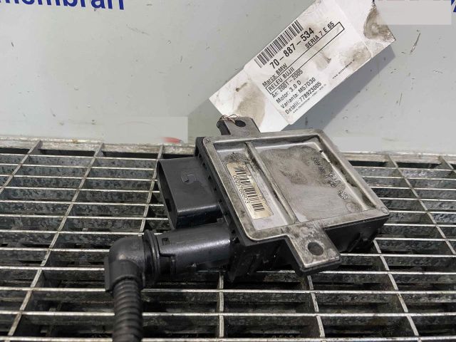 bontott BMW 7 Izzító Relé