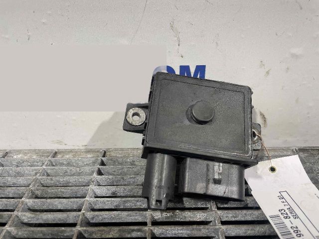 bontott BMW 7 Izzító Relé