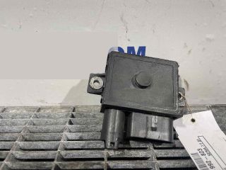 bontott BMW 7 Izzító Relé