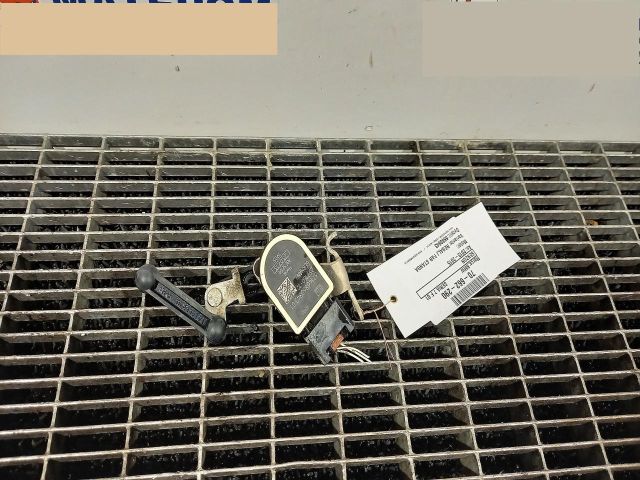 bontott BMW 7 Jeladó (Magában)