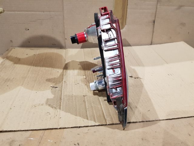 bontott BMW 7 Jobb Belső Hátsó Lámpa