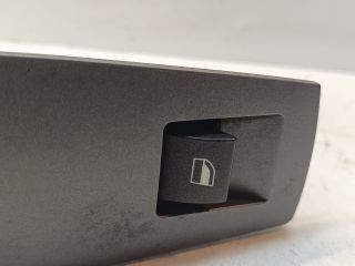 bontott BMW 7 Jobb első Ablakemelő Kapcsoló