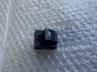 bontott BMW 7 Jobb első Ablakemelő Kapcsoló