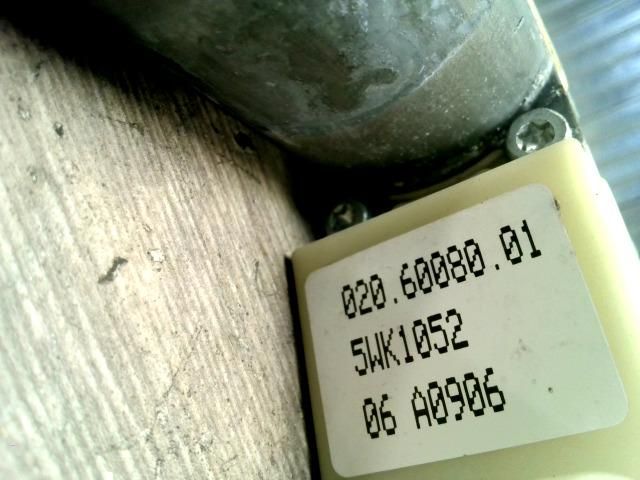 bontott BMW 7 Jobb első Ablakemelő Motor