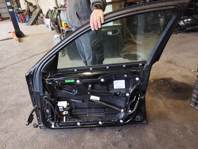 bontott BMW 7 Jobb első Ajtó (Üres lemez)