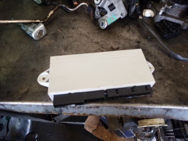 bontott BMW 7 Jobb első Ajtó Vezérlőegység