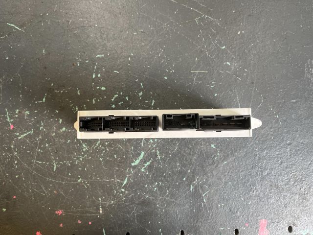 bontott BMW 7 Jobb első Ajtó Vezérlőegység