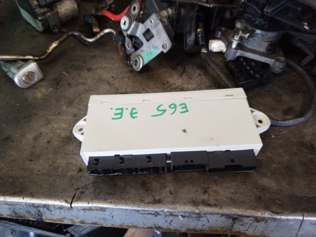 bontott BMW 7 Jobb első Ajtó Vezérlőegység