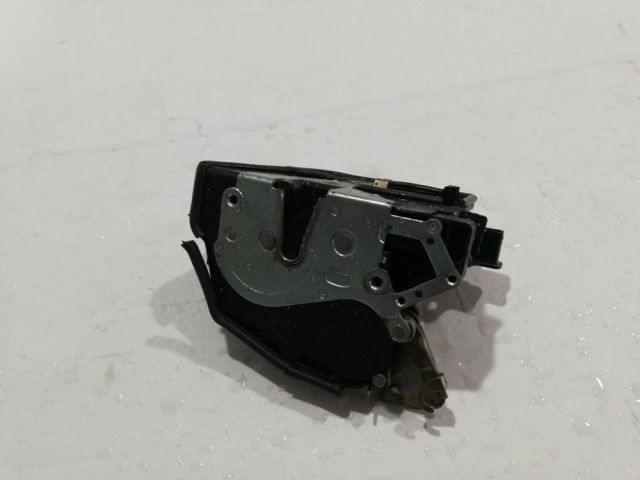 bontott BMW 7 Jobb első Ajtózár