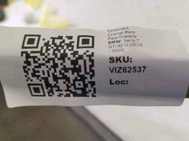 bontott BMW 7 Jobb első Lökhárító Díszléc