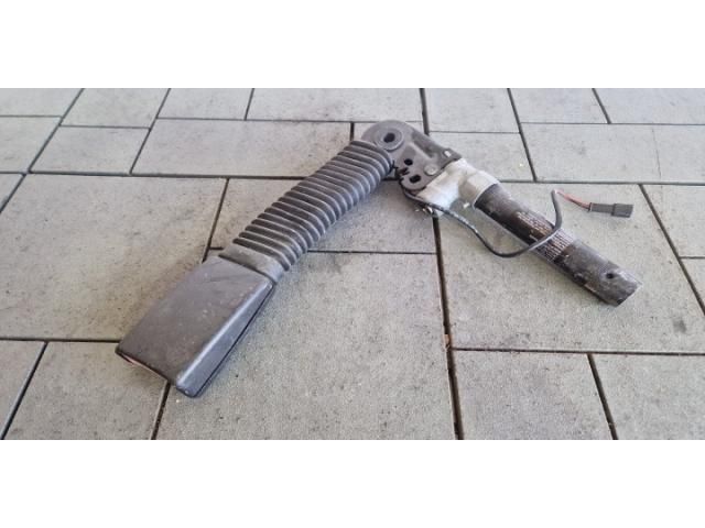 bontott BMW 7 Jobb első Övfeszítő