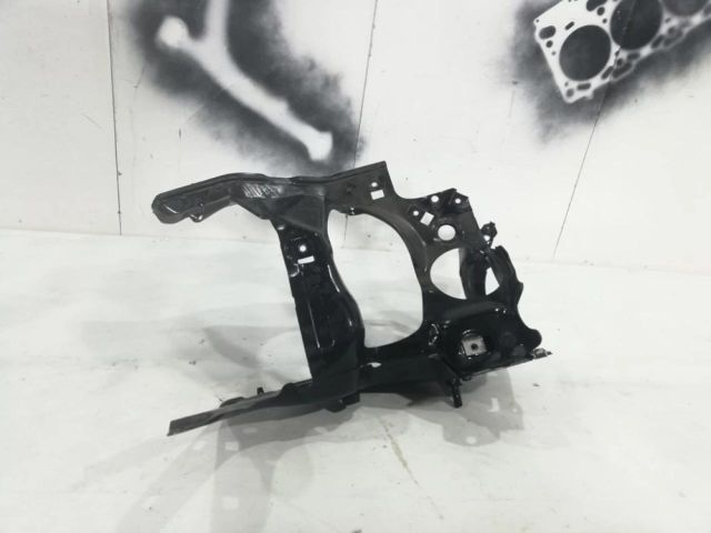 bontott BMW 7 Jobb Fényszóró Lámpakeret