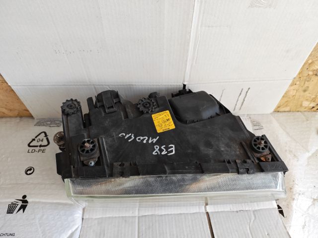 bontott BMW 7 Jobb Fényszóró