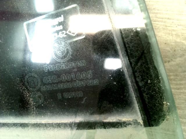 bontott BMW 7 Jobb hátsó Ablak