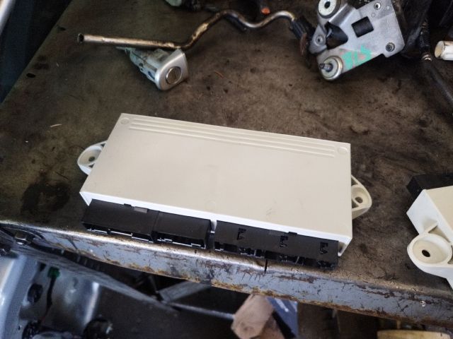 bontott BMW 7 Jobb hátsó Ajtó Vezérlőegység