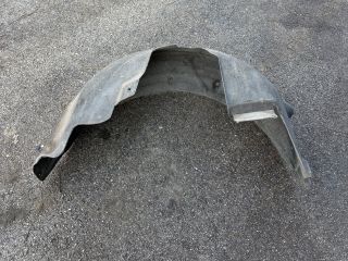 bontott BMW 7 Jobb hátsó Hátsó Dobbetét (Kerékjárati, Műanyag)