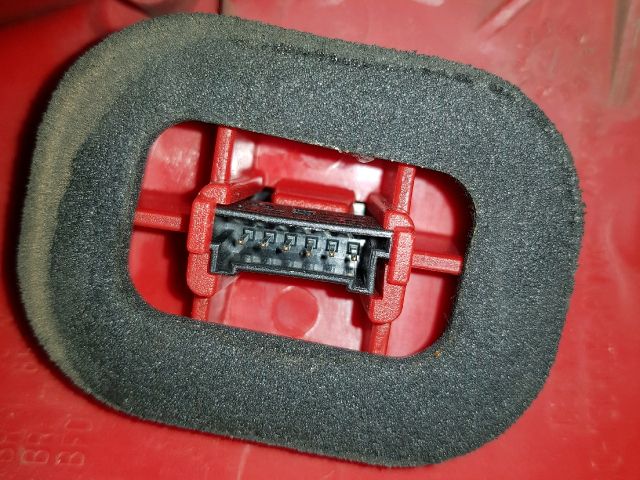 bontott BMW 7 Jobb Hátsó Lámpa