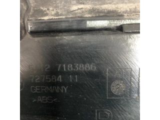 bontott BMW 7 Jobb hátsó Lökhárító Tartó (Műanyag)