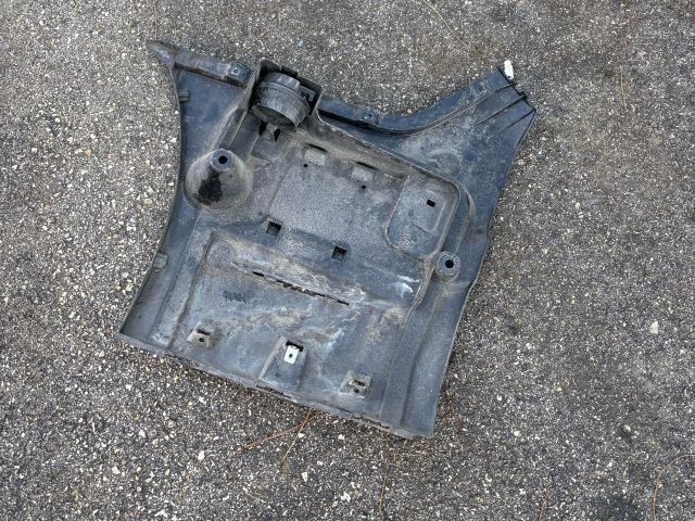 bontott BMW 7 Jobb hátsó Oldal Lökhárító Tartó (Műanyag)