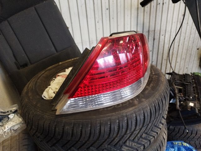 bontott BMW 7 Jobb Külső Hátsó Lámpa