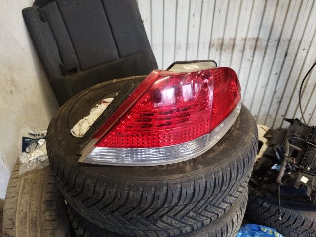 bontott BMW 7 Jobb Külső Hátsó Lámpa