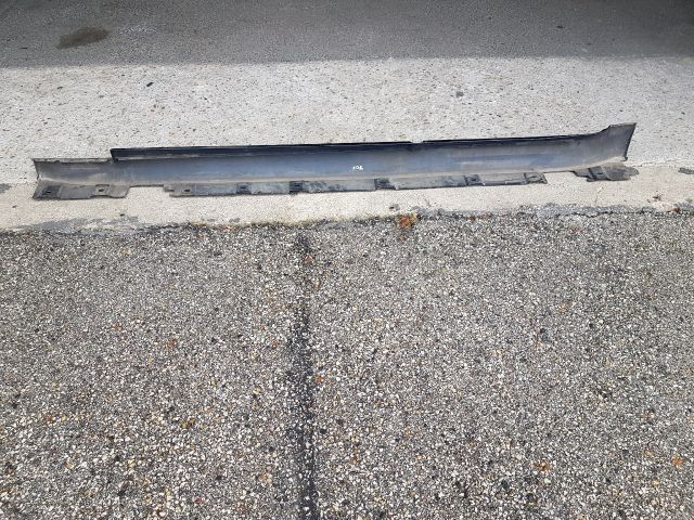 bontott BMW 7 Jobb Küszöb