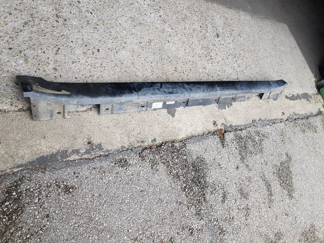 bontott BMW 7 Jobb Küszöb