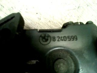 bontott BMW 7 Jobb Motorháztető Zárszerkezet