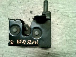 bontott BMW 7 Jobb Motorháztető Zárszerkezet