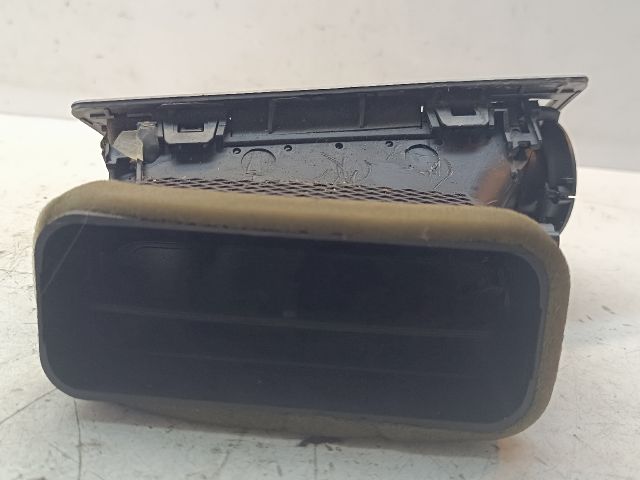 bontott BMW 7 Jobb Szellőző