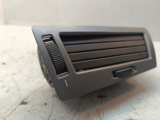 bontott BMW 7 Jobb Szellőző