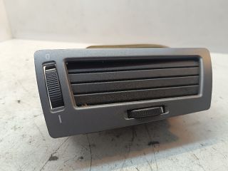 bontott BMW 7 Jobb Szellőző