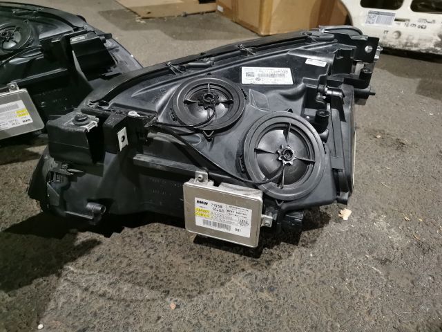 bontott BMW 7 Jobb Xenon Fényszóró