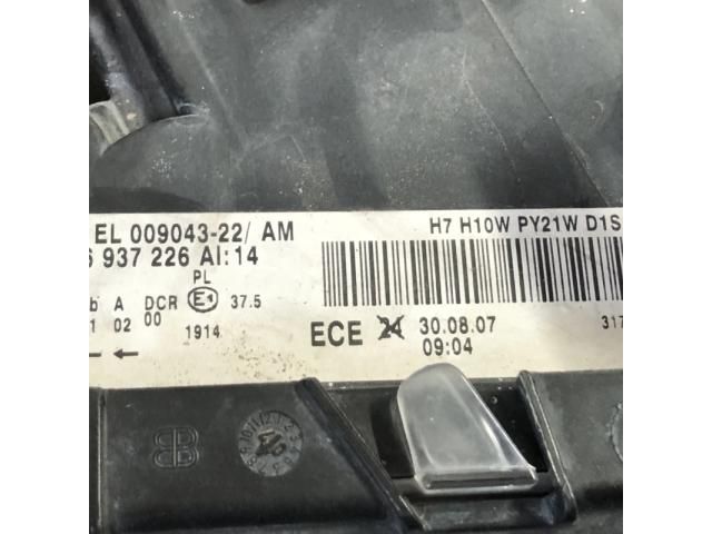 bontott BMW 7 Jobb Xenon Fényszóró