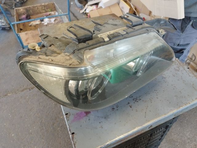 bontott BMW 7 Jobb Xenon Fényszóró