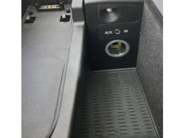 bontott BMW 7 Könyöklő