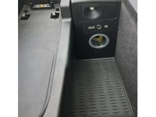 bontott BMW 7 Könyöklő