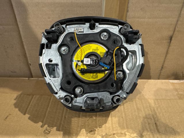 bontott BMW 7 Kormánylégzsák