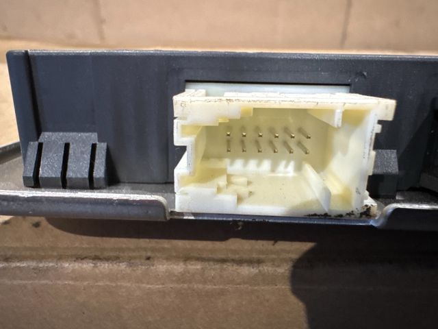 bontott BMW 7 Lámpa Vezérlő