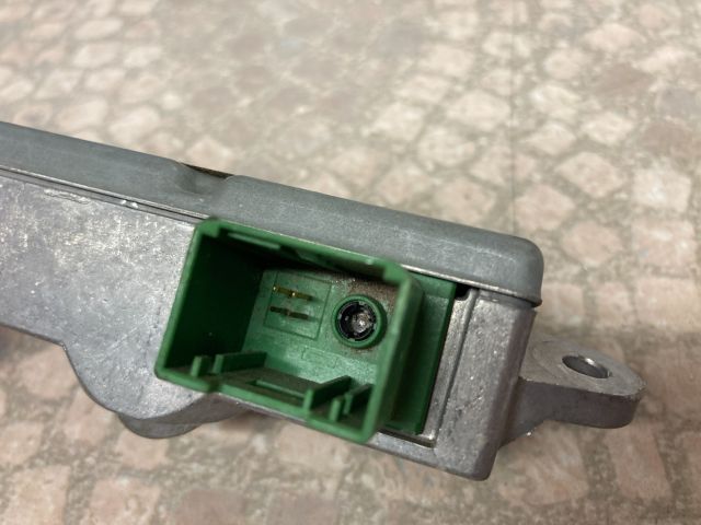 bontott BMW 7 Légzsák Indító Modul Oldallégzsák