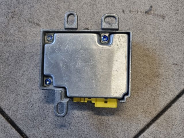 bontott BMW 7 Légzsák Indító Modul Oldallégzsák